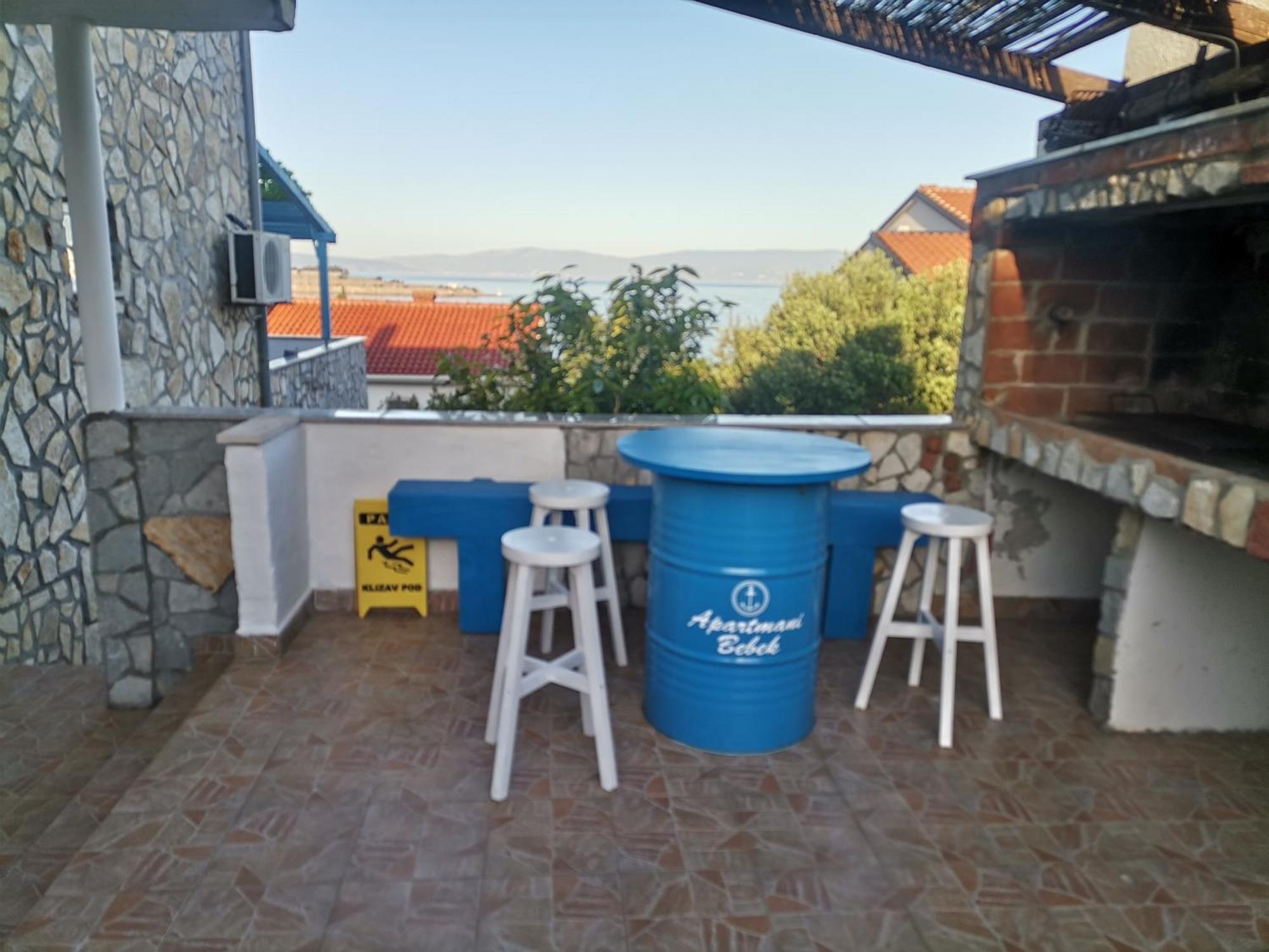 Apartmani Omisalj Exterior photo